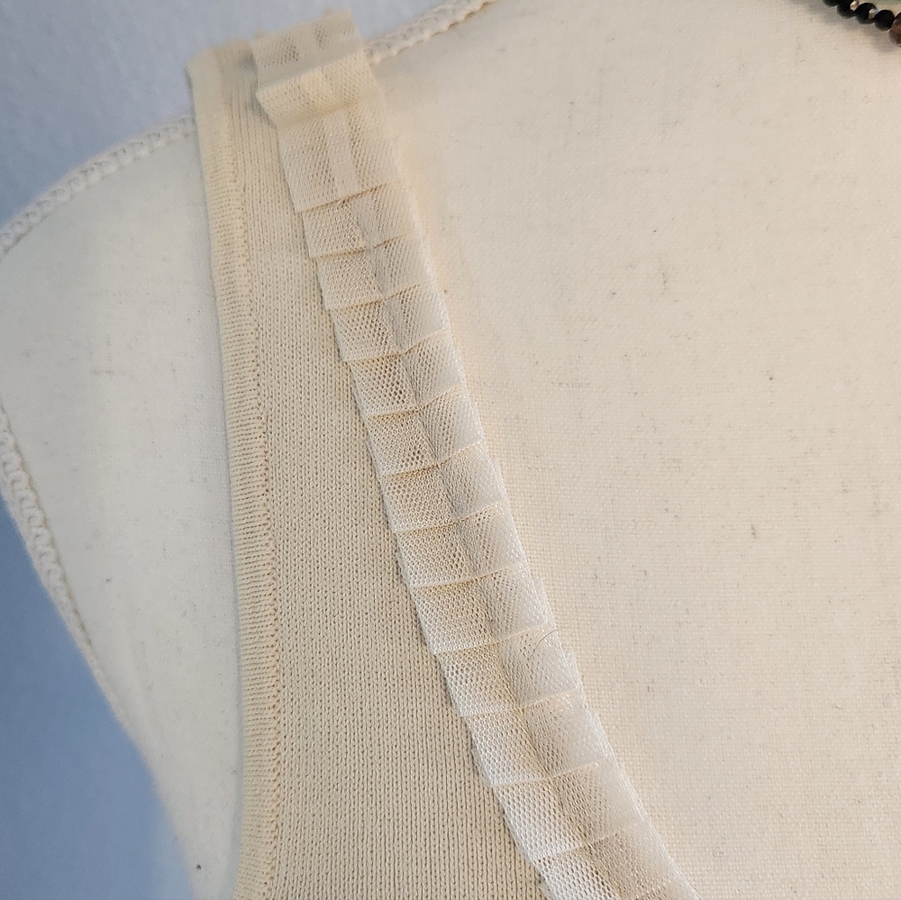 Creme Camisole - Picture 5 of 13
